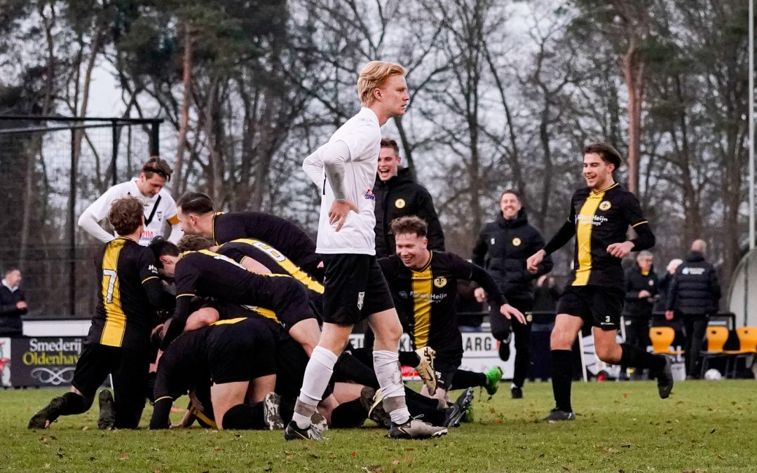 Tygo Ulkeman debuteert met doelpunt en zorgt voor winst tegen KCVO